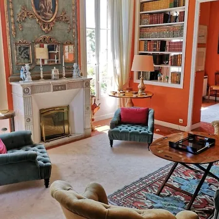 Вилла Superb Hyeroise Villa Of Character Йер